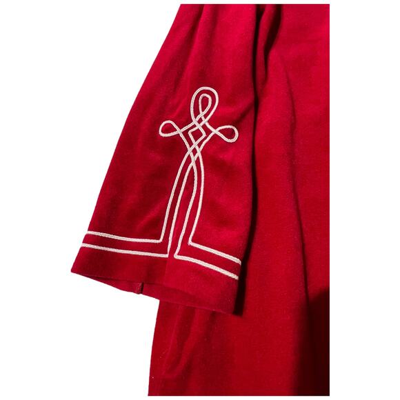 Vintage 1970s Evelyn Pearson Red Polyester Long Robe/House Dress with White Trim - Picture 15 of 16